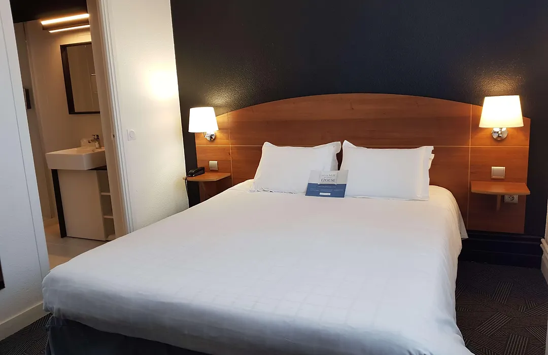 Kyriad Hotel Clermont Ferrand Centre-1